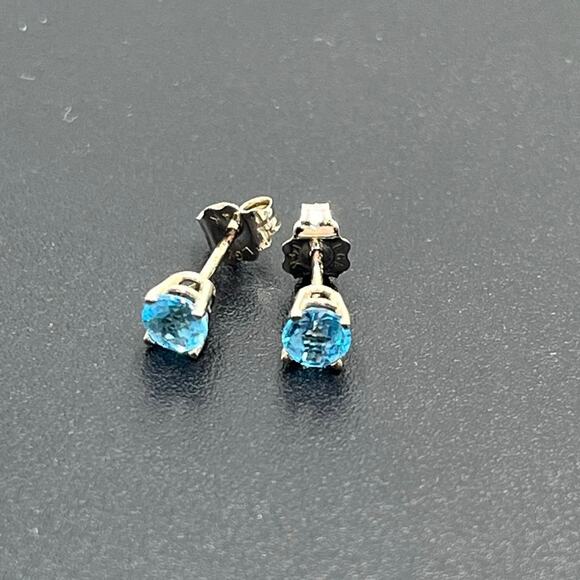 LGL Leer Gem Ltd 14k White Gold Blue Topaz Checkerboard Cut Stud Earrings .60 g - Picture 1 of 12